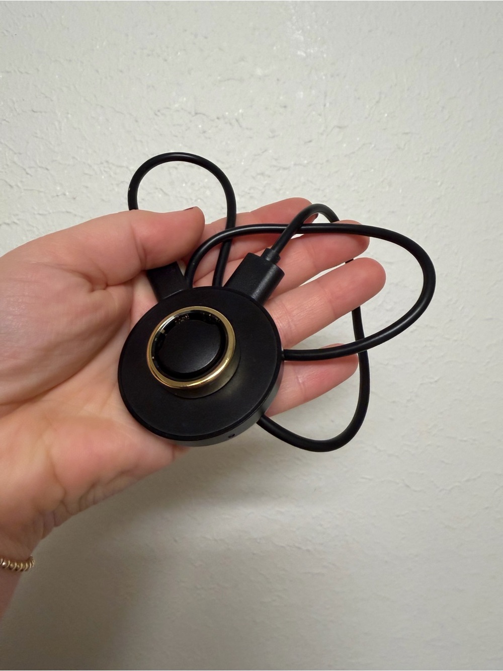 Oura Ring Gen3, size 9 + charger